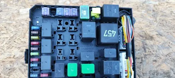 Mitsubishi Lancer VIII Fuse box set PR07300000 8565A024 0281003032
