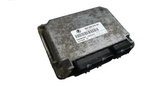 Skoda Octavia Mk1 (1U) Engine control unit/module 06A906019BH 5WP486004