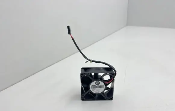 BMW 5 F10 F11 Engine control unit/module fan 6983075 07A12BS101