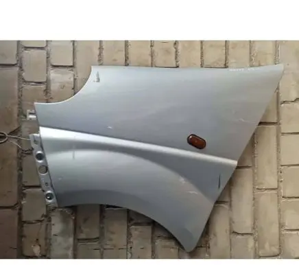 Opel Vivaro Fender 