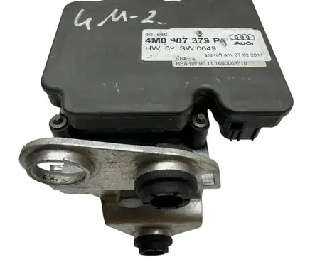 Audi Q7 4M ABS Pump 4M0907379P