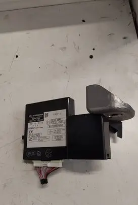 Toyota Yaris Door control unit/module 8930052051 2326000151
