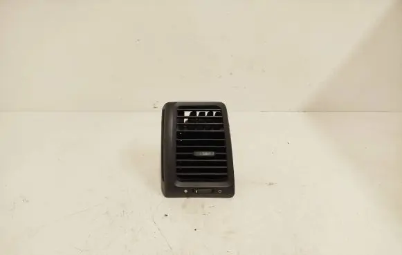 Honda Accord Dash center air vent grill E616-5131-500