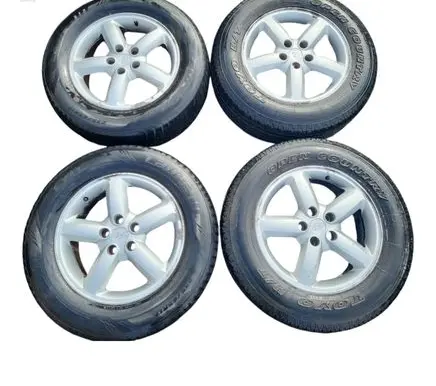 Hyundai Santa Fe R17 alloy rim 529102B170