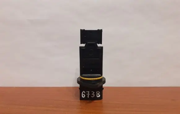Mercedes-Benz C W203 Mass air flow meter A6110940048 6738