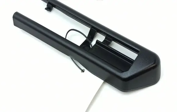 BMW 5 GT F07 Front passenger seat rail trim 6981782 60829010