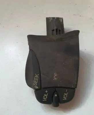 Ford Focus Multifunctional control switch/knob 98AB14K147AC