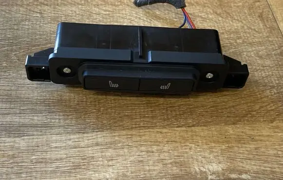 Jaguar E-Pace Climate control/heater control trim J9C318D687AC 29MAJ2017