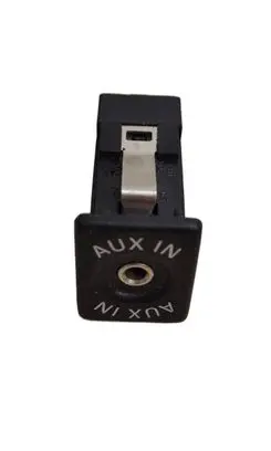 Volkswagen Golf V AUX in-socket connector 5M0035724