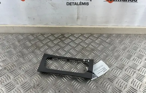 Climate control/heater control trim