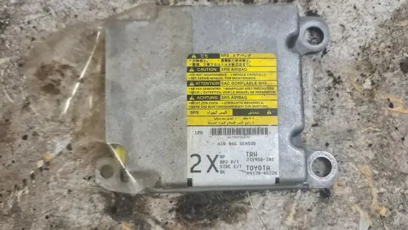 Toyota Avensis T250 Airbag control unit/module