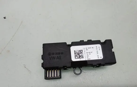 Volkswagen PASSAT B6 Steering angle sensor 3C0959654