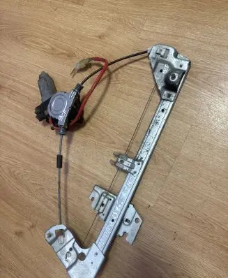 Mazda 323 Front door window regulator with motor CM010060H 8621004306
