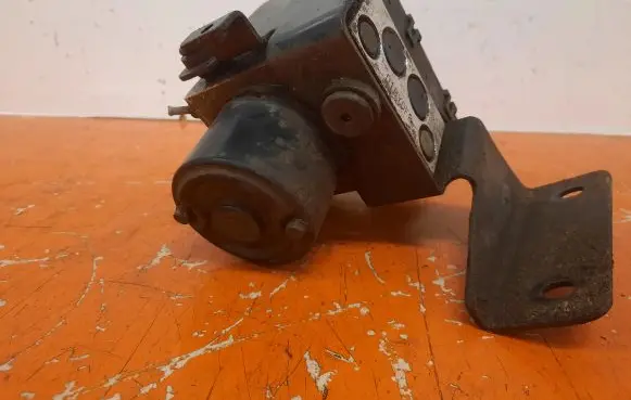 Hyundai Santa Fe ABS Pump 95660-36500