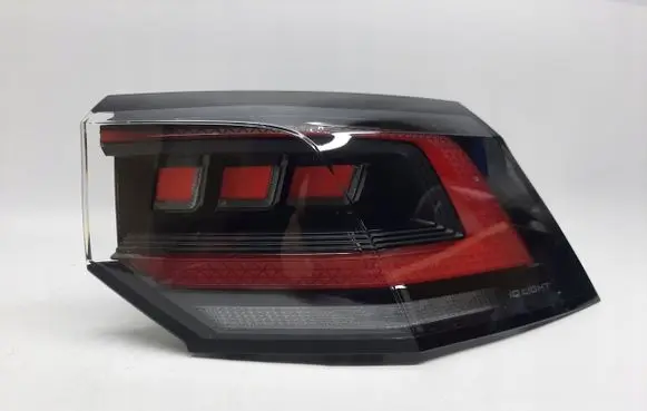 Volkswagen Golf VIII Rear/tail lights 5H0945208B