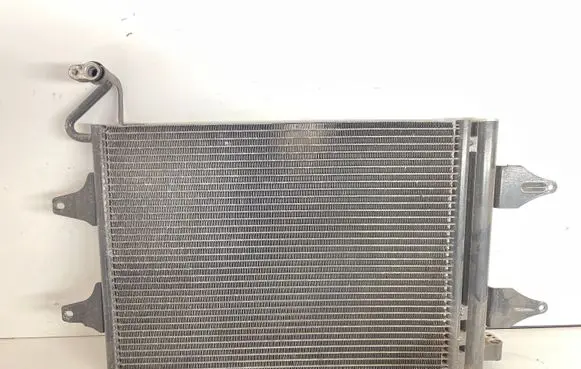 Volkswagen Polo IV 9N3 A/C cooling radiator (condenser)