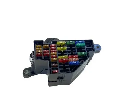 Volkswagen PASSAT B6 Fuse module 2062255946