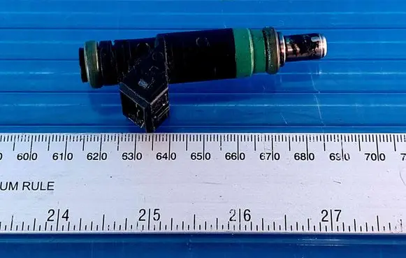 Ford Focus Fuel injector 9F593