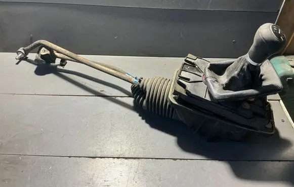 Audi A4 S4 B6 8E 8H Gear shifter/selector 8e0711406a