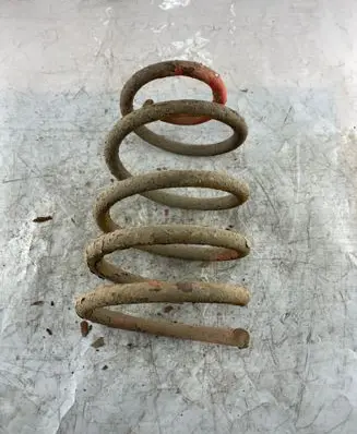 Mercedes-Benz Vito Viano W638 Front coil spring