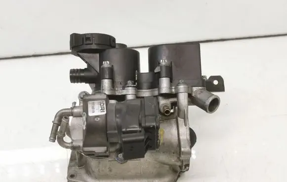 Mercedes-Benz B W245 EGR valve A6400101062 A6401400760 7177300019