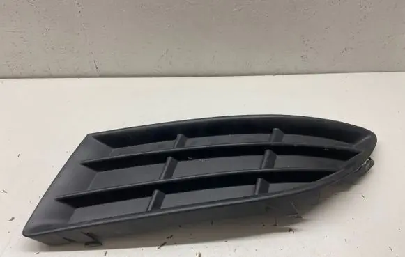 Skoda Fabia Mk2 (5J) Front bumper lower grill 5J0807367A 3200201 011275365001