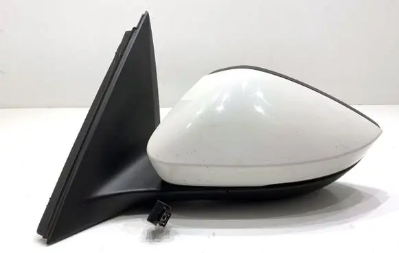 Skoda Scala Front door electric wing mirror 