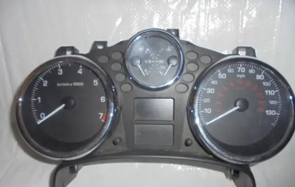 Peugeot 207 Speedometer (instrument cluster)