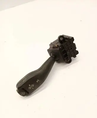 BMW 5 E39 Indicator stalk 8363668 01104010