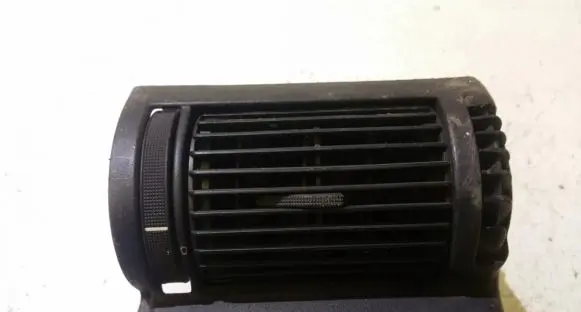 Dash center air vent grill