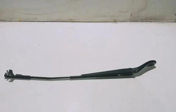 Mazda 3 I Front wiper blade arm