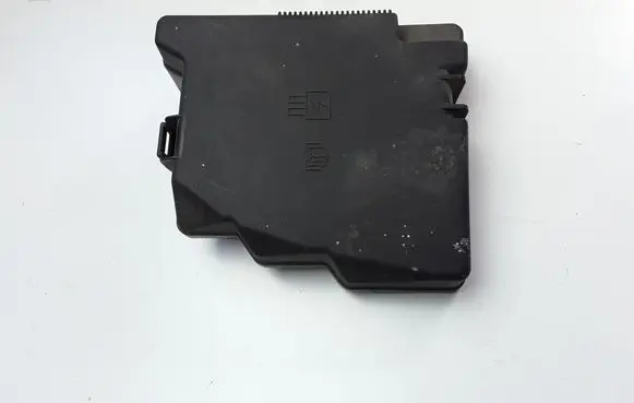 Ford B-MAX Fuse box cover AV1T14A075CA