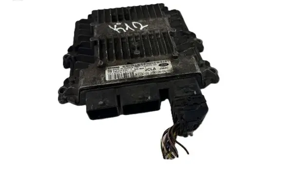 Ford Fiesta Engine control unit/module 7S6112A650AA 5WS40433A