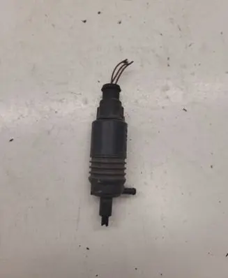 Audi A6 S6 C4 4A Windscreen/windshield washer pump 4A0955651