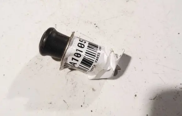 Toyota Yaris Cigarette lighter 