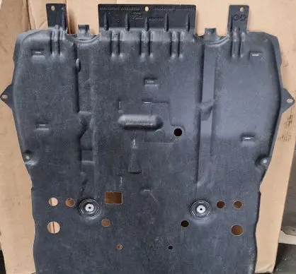 Peugeot 308 Engine splash shield/under tray 9844529580