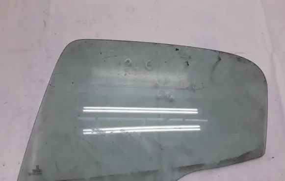 Peugeot 206 Rear door window glass