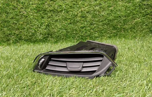 Chevrolet Cruze II Dashboard air vent grill cover trim 13377238 13407472