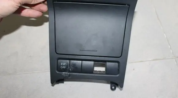 Volkswagen Golf VI Ashtray trim (front) 5K0857961