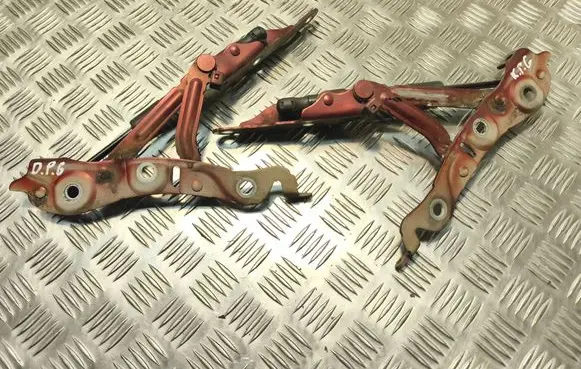 Volvo S60 Tailgate/trunk/boot hinge 31278321