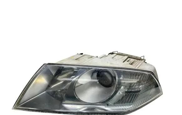 Skoda Octavia Mk2 (1Z) Headlight/headlamp