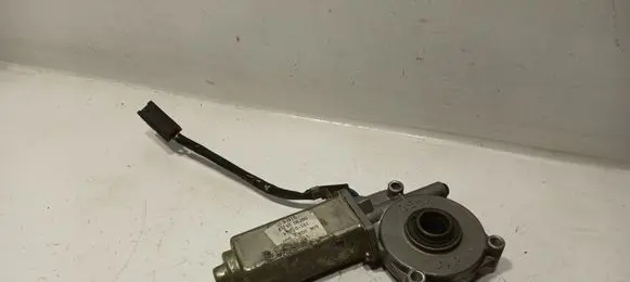 Nissan Patrol Y60 Rear door window regulator motor 8273006J00