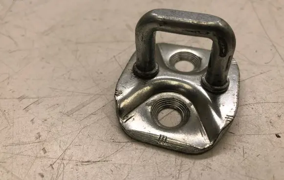 Alfa Romeo Giulietta Rear door lock loop/hook striker B792