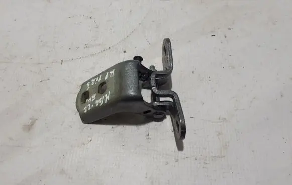 Renault Megane E-Tech Front door upper hinge 804018984R