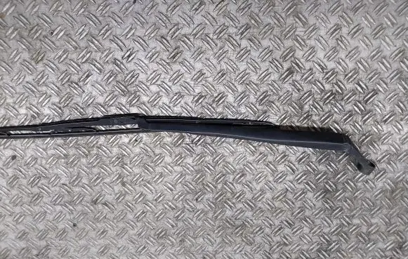 Toyota Auris 150 Windshield/front glass wiper blade 