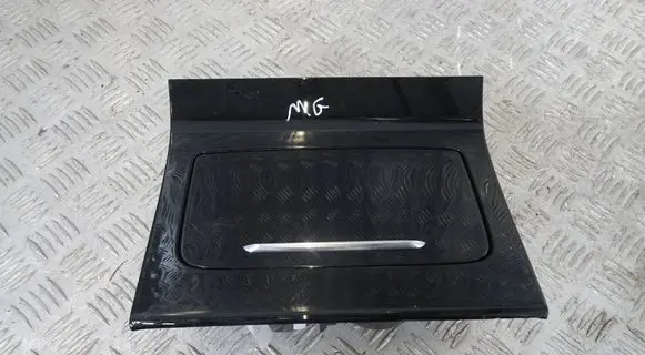 MG Marvel R Cup holder front 1335396