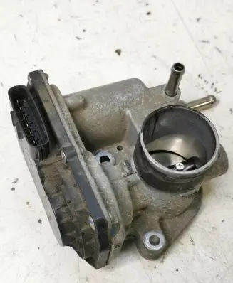 Peugeot 108 Throttle valve 220300Q030 00208 6J12