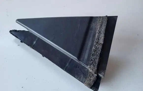 Renault Kadjar Rear door glass trim molding 822184394R