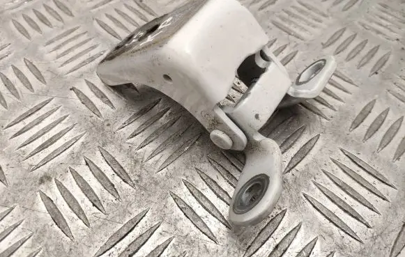 Honda Civic X Front door upper hinge