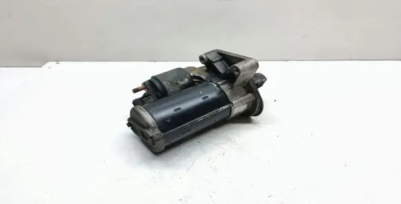 Peugeot 308 Starter motor